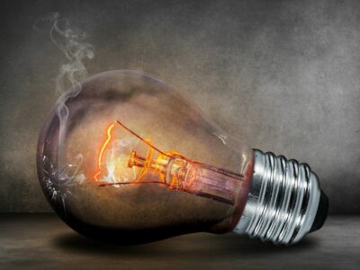 ¿Estresa el posible apagón energético? Cinco de cada diez españoles lo está según Co&Co Training