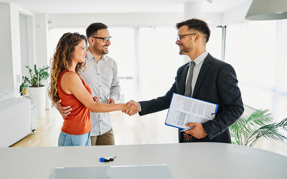 El papel de las inmobiliarias en la compra de tu casa: 5 beneficios cruciales